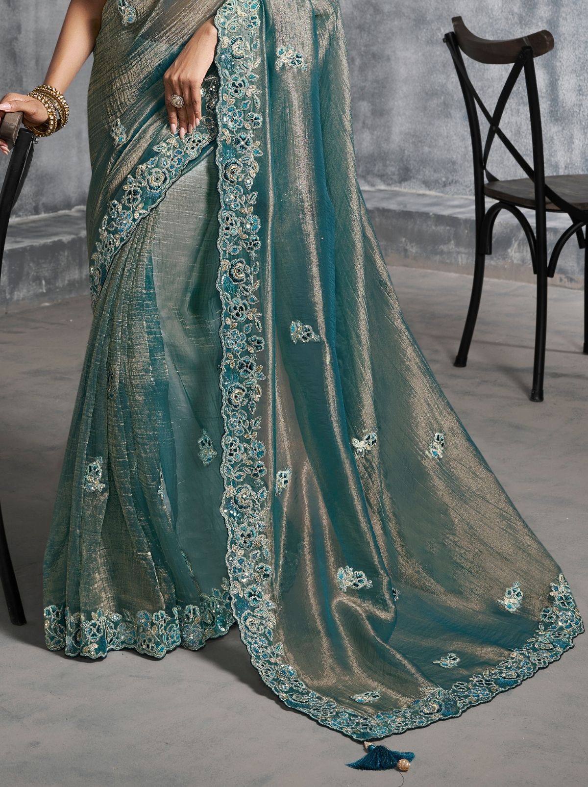 Cornflower Blue Premium Zari Tissue Silk Saree With Blouse Piece