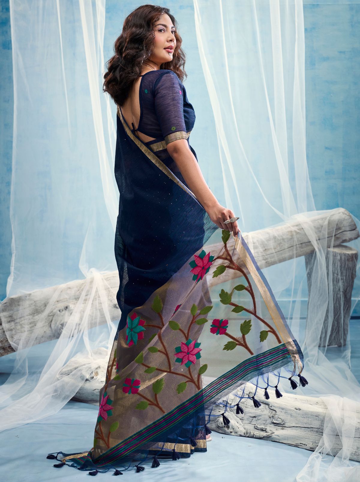Space Blue Pure Munga Silk Ethnic Saree With Floral Work