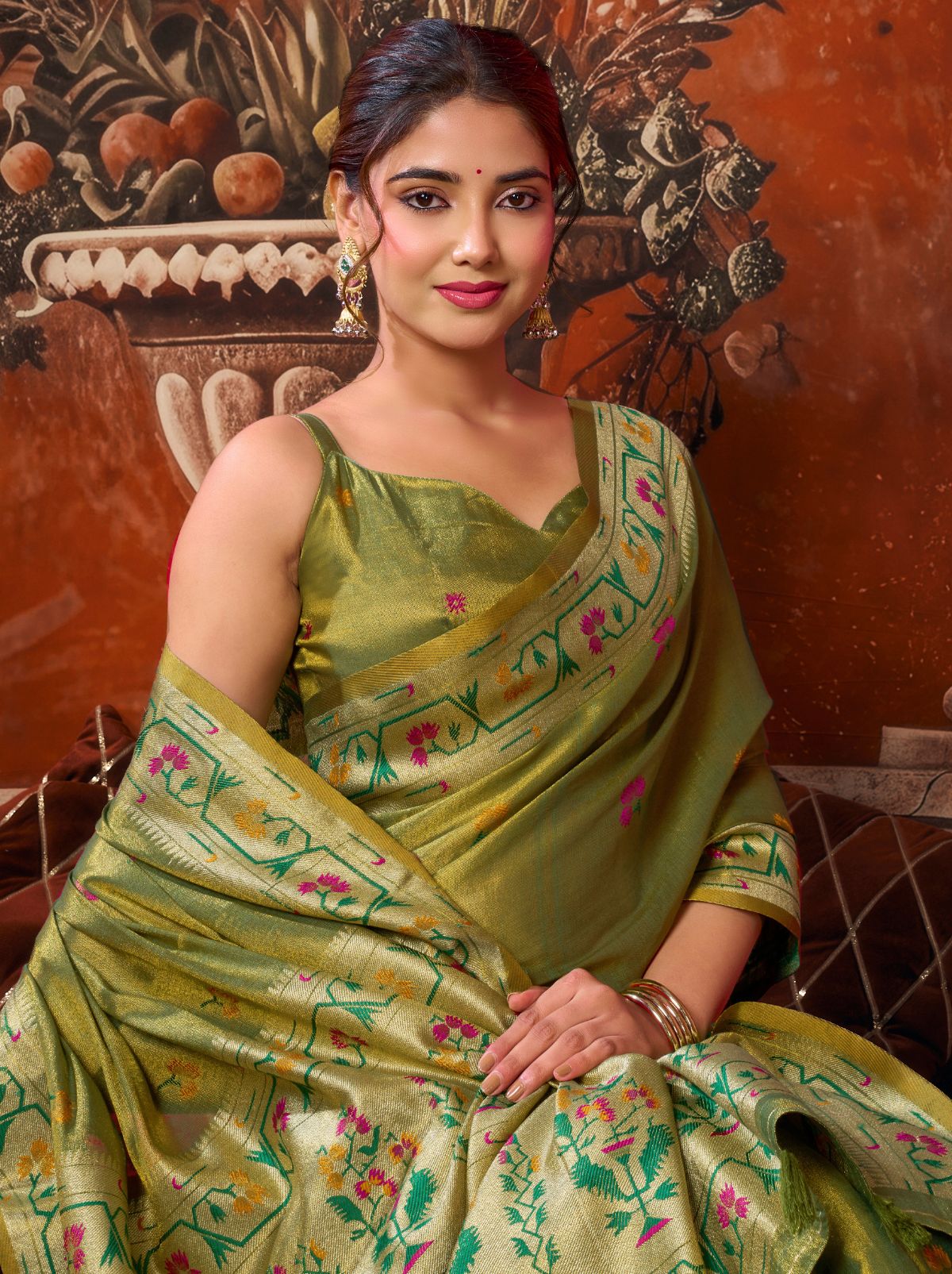 Dual Tone Green Elegant Tissue Silk Saree With Paithani Pallu