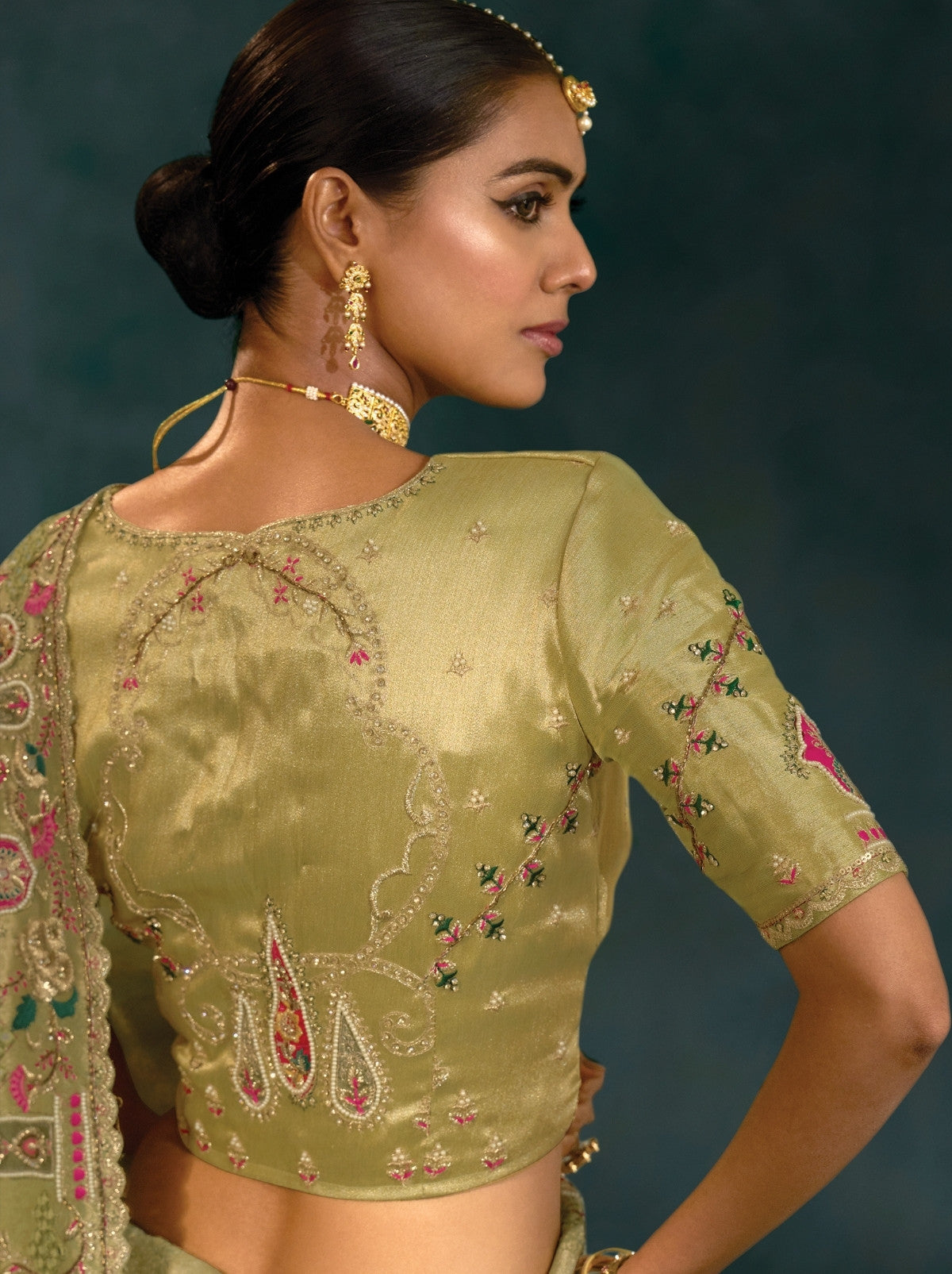 Moss Green Wedding Designer Soft Silk Saree With Blouse Piece