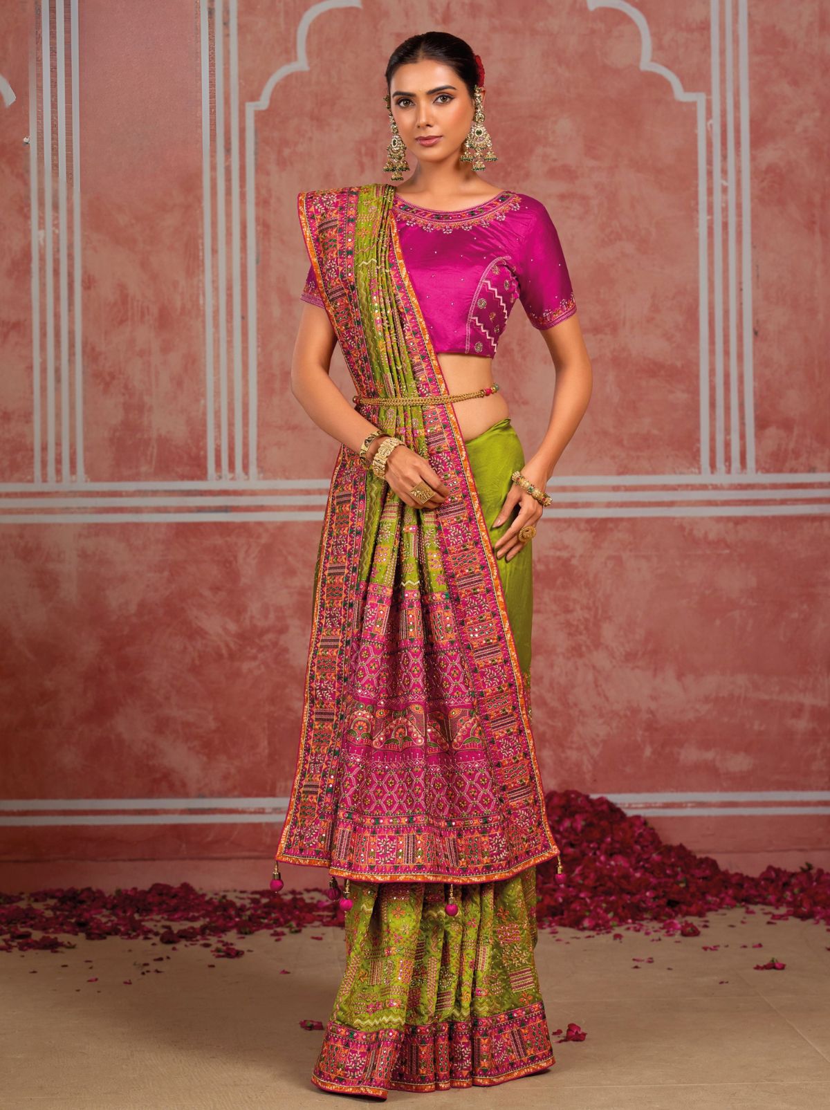 Apple Green Luxurious Premium Silk Saree With Intricate Embroidery