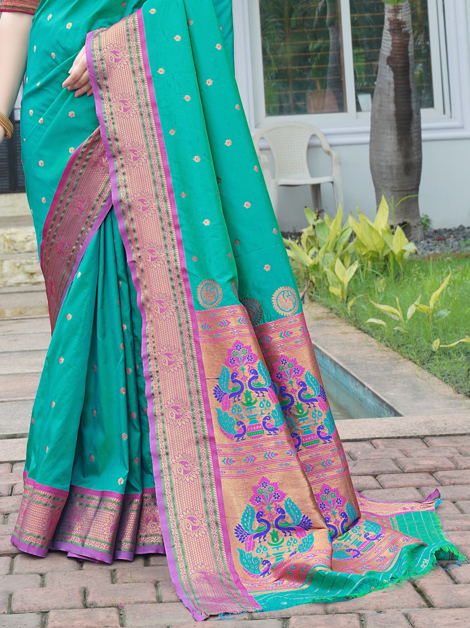 Jungle Green Festive Saree - TrendOye