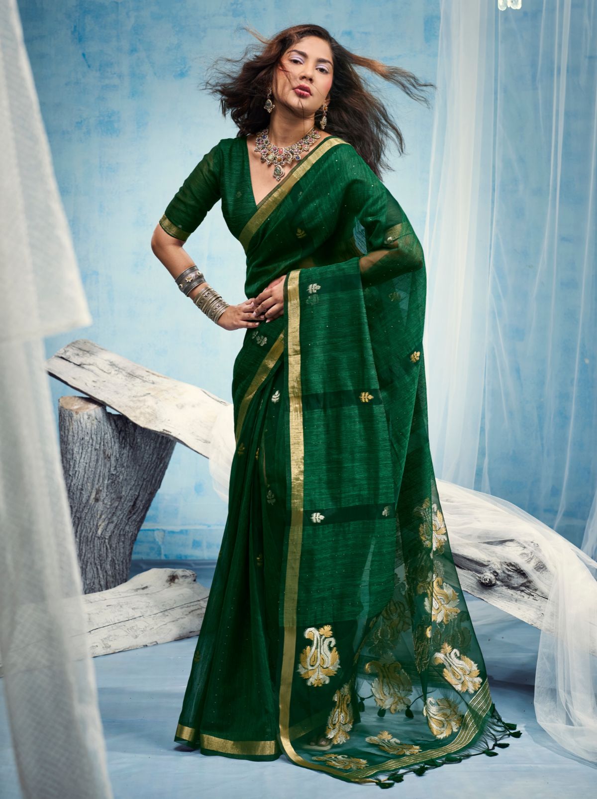 Sacramento Green Premium Munga Silk Ethnic Saree With Tassels