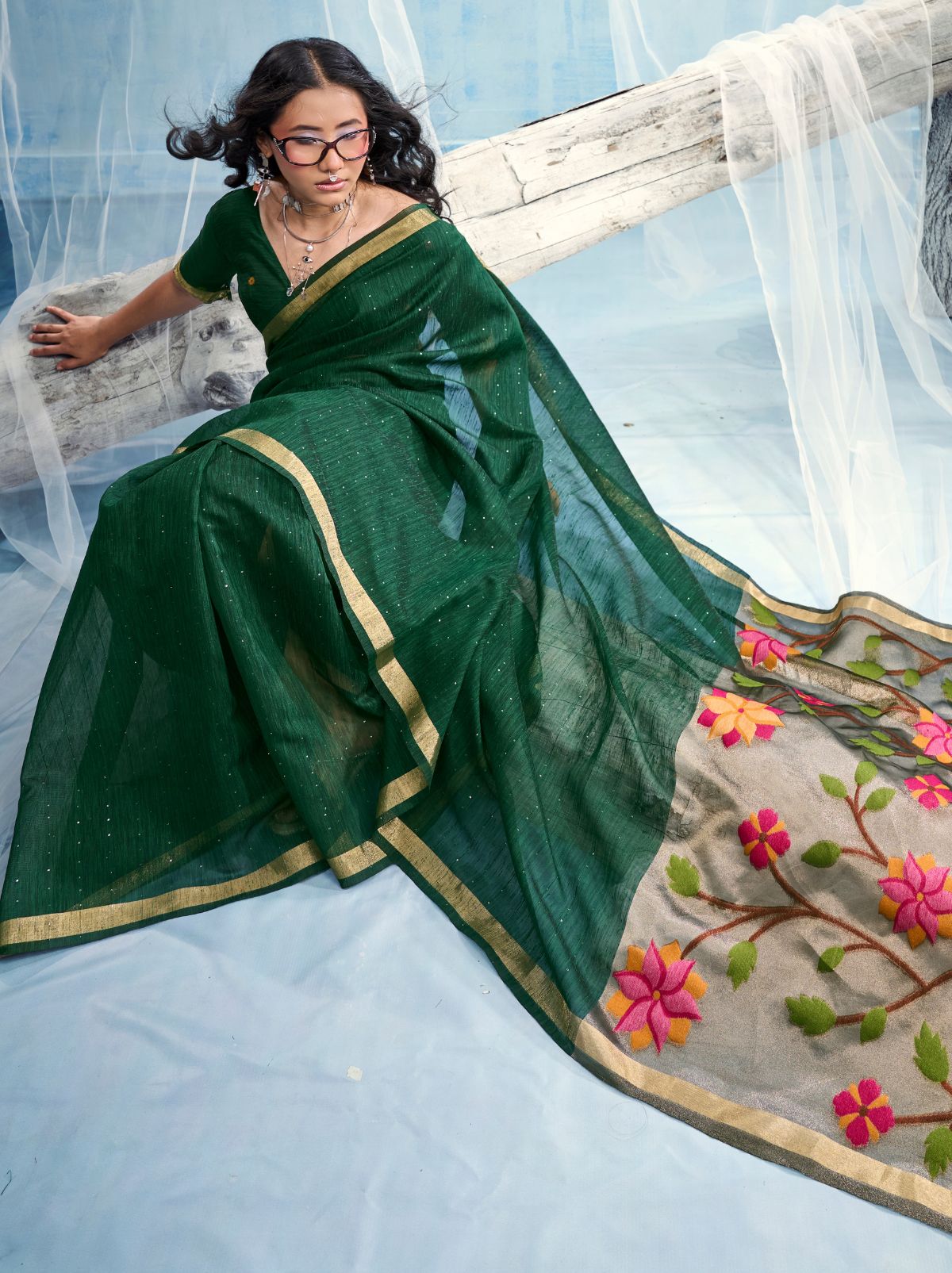 Sacramento Green Pure Munga Silk Ethnic Saree With Floral Work