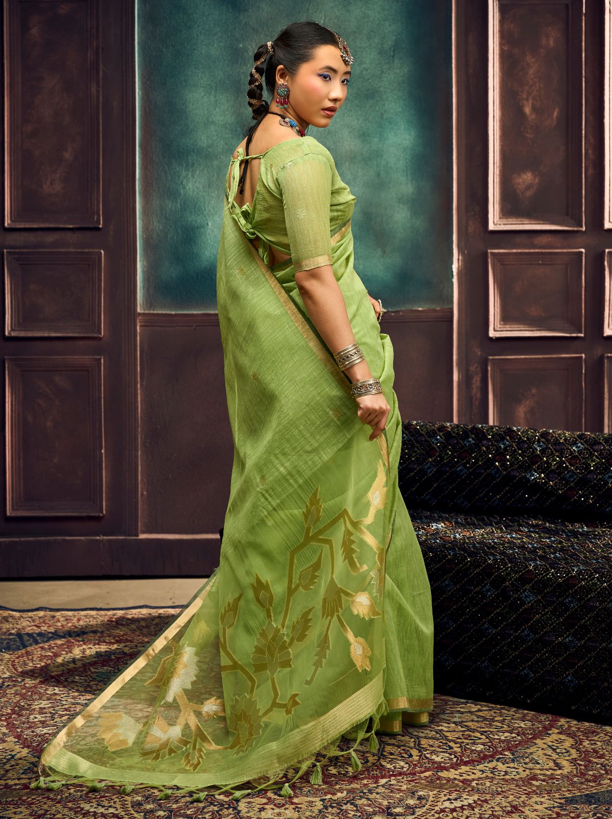 Apple Green Pure Munga Silk Traditional Handloom Saree