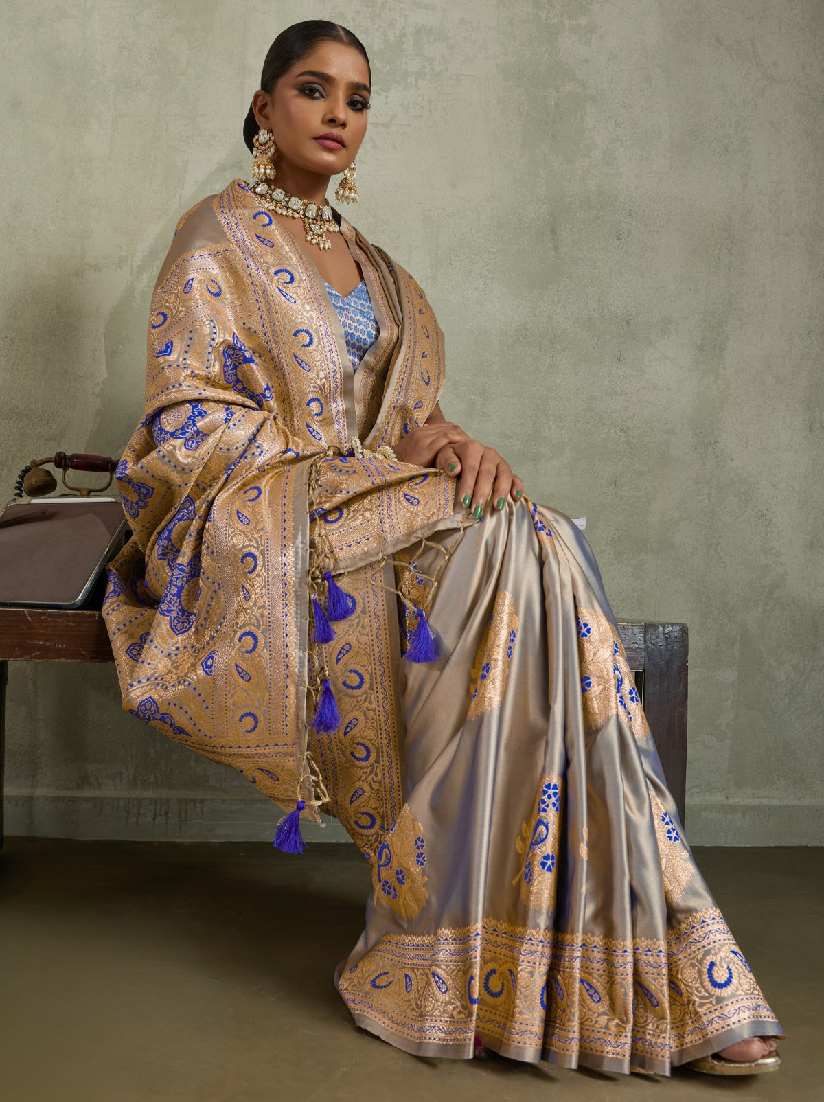 Grey Luxurious Satin Silk Saree With Blouse Piece
