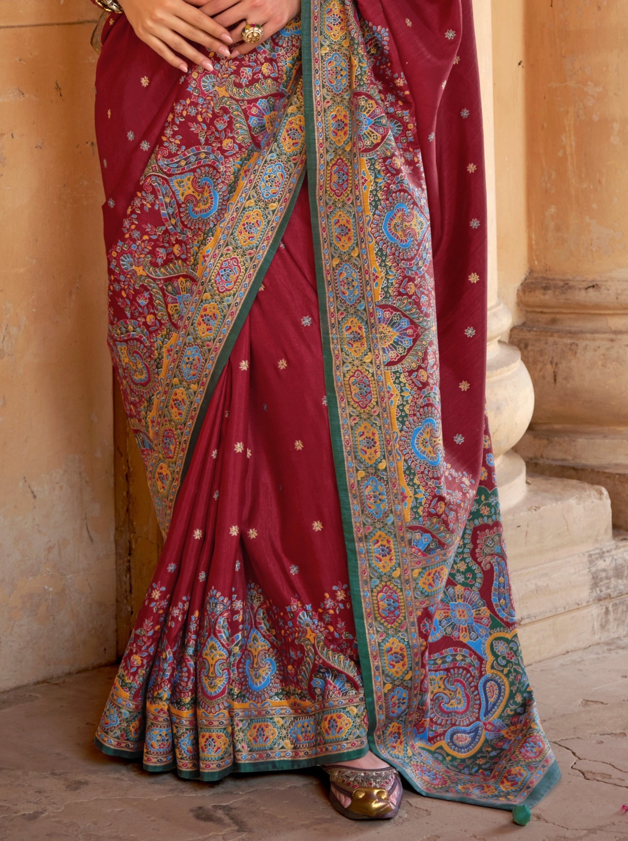 Vibrant Maroon Ethnic Celebration Silk Saree With Unstitched Blouse - TrendOye