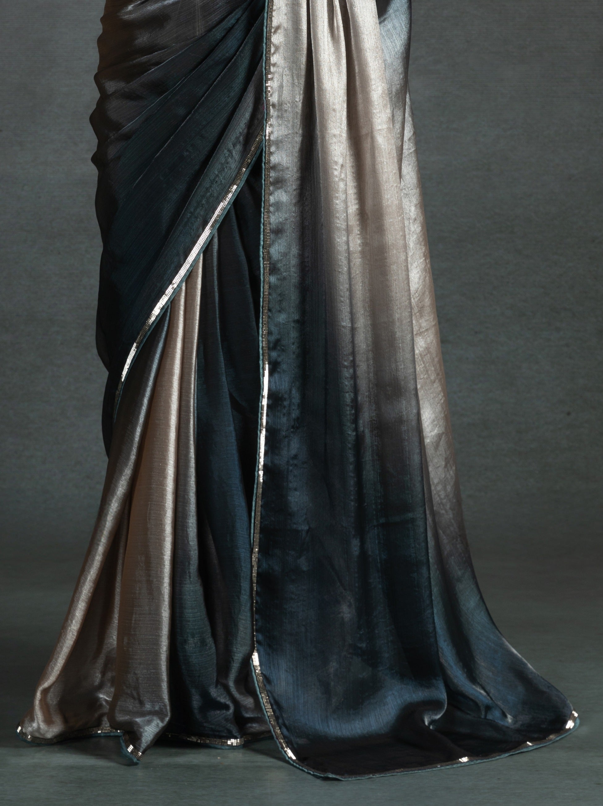 Metallic Dual Tone Beige-Black Designer Ready to Wear Saree