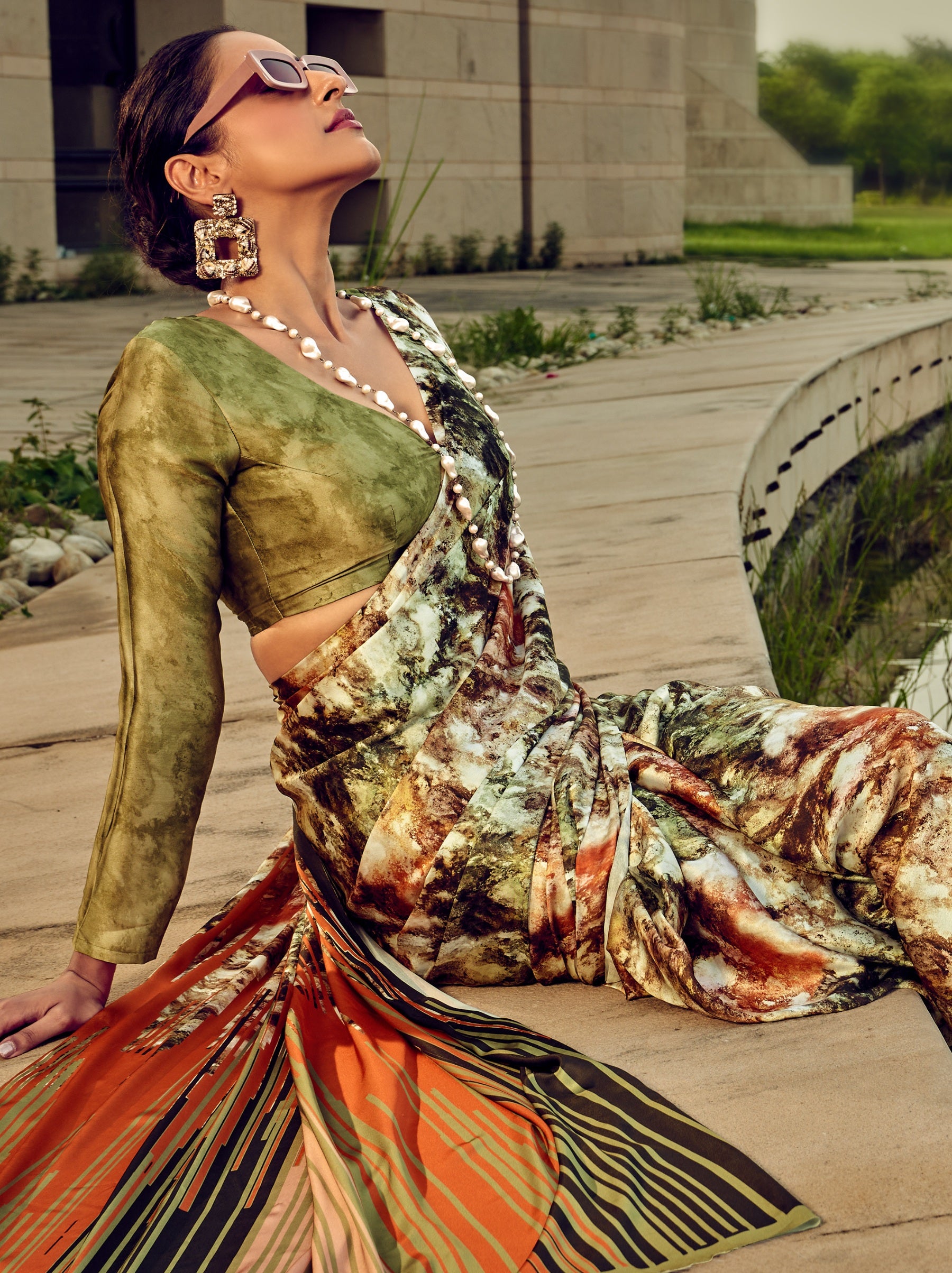 Multicolor Fancy Digital Satin Crepe Saree With Unstitched Blouse