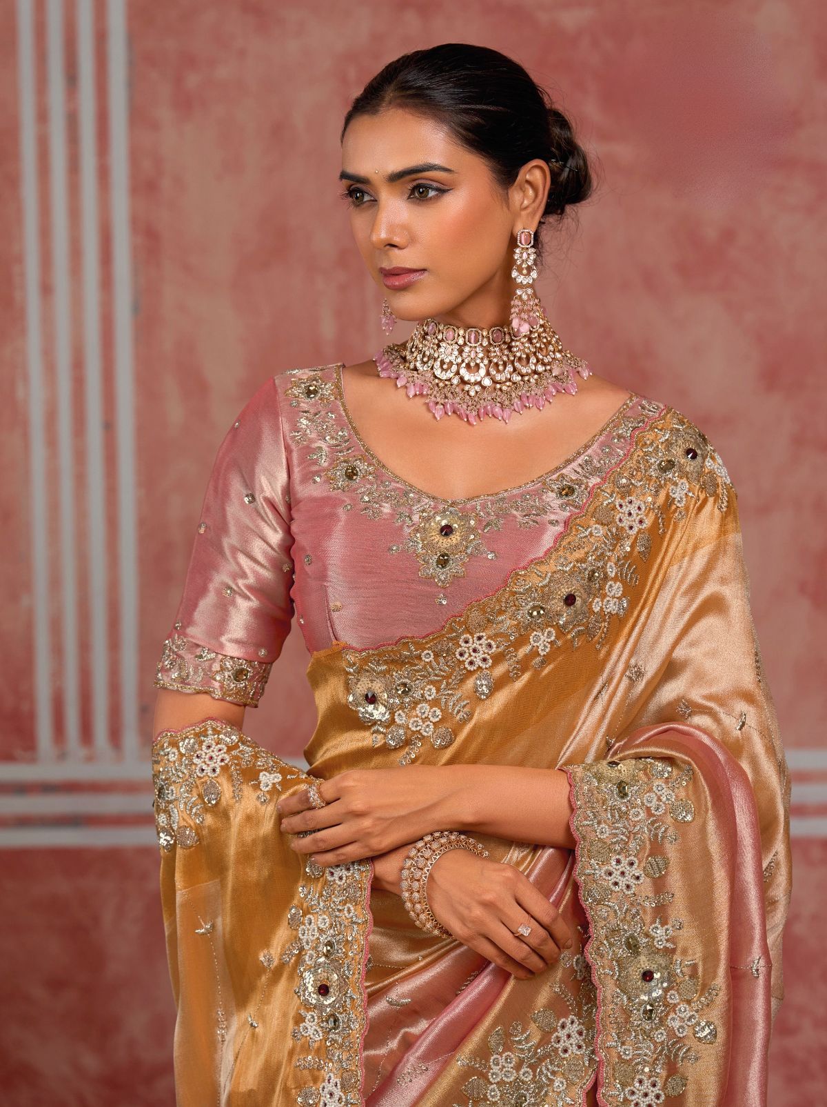 Peach-Pink Dual Tone Luxurious Premium Silk Saree With Intricate Embroidery