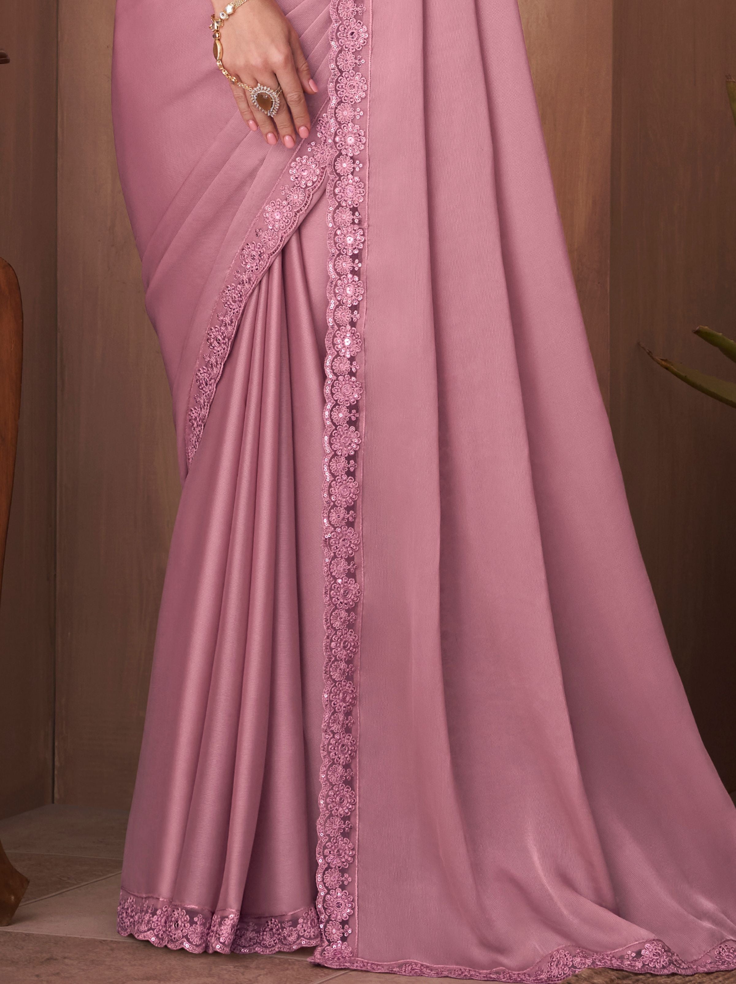 Thulian Pink fancy  Silk Blended Saree - TrendOye