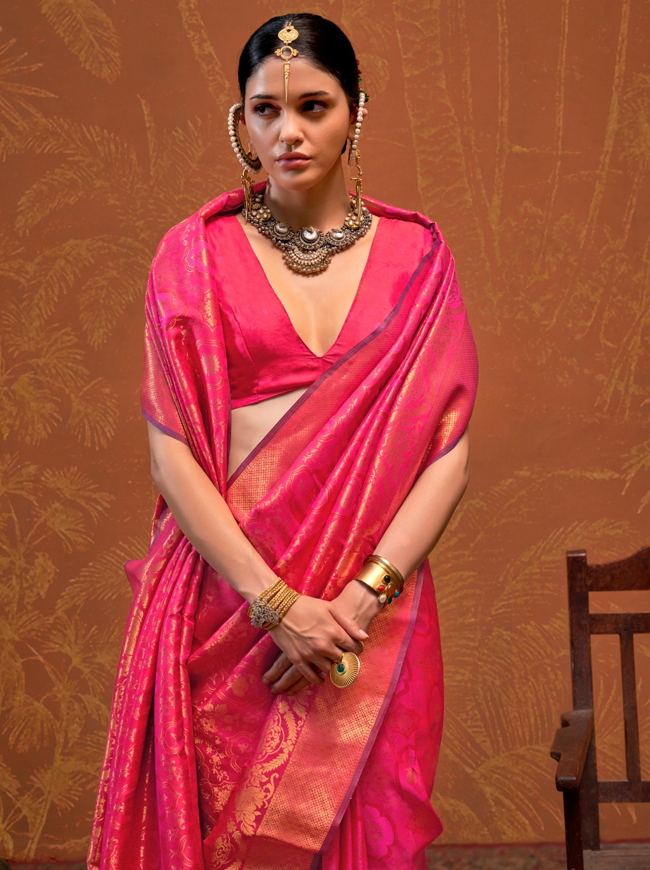 Ruby Pink Handloom Weaving Silk Festive Saree With Blouse Piece - TrendOye