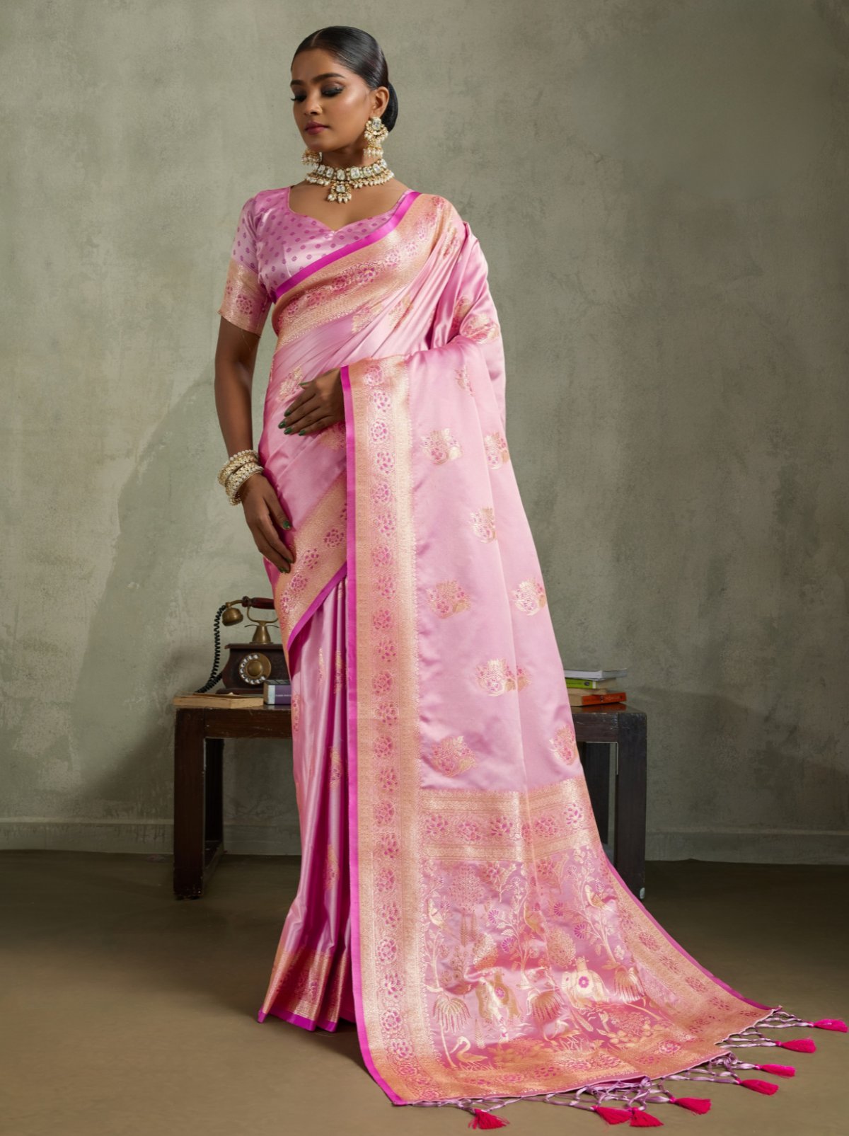 Taffy Pink Luxurious Satin Silk Saree With Blouse Piece
