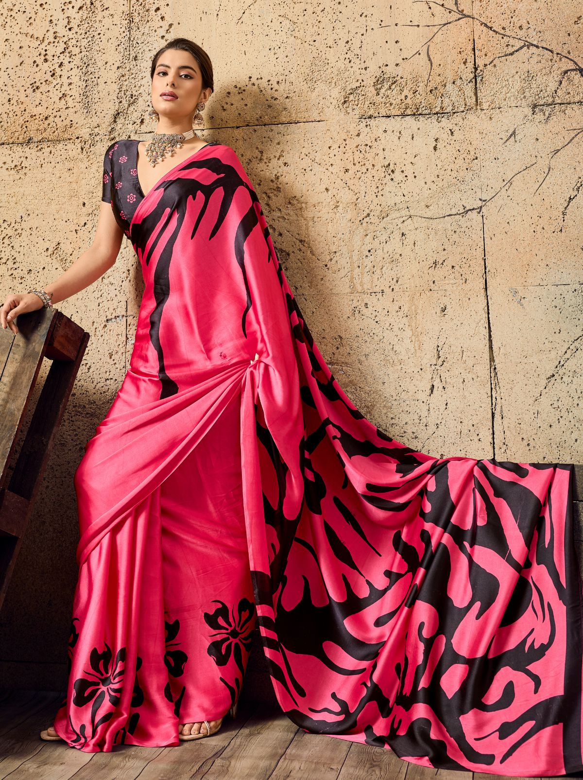 Magenta Pink Premium Modal Satin Silk Saree With Blouse Piece