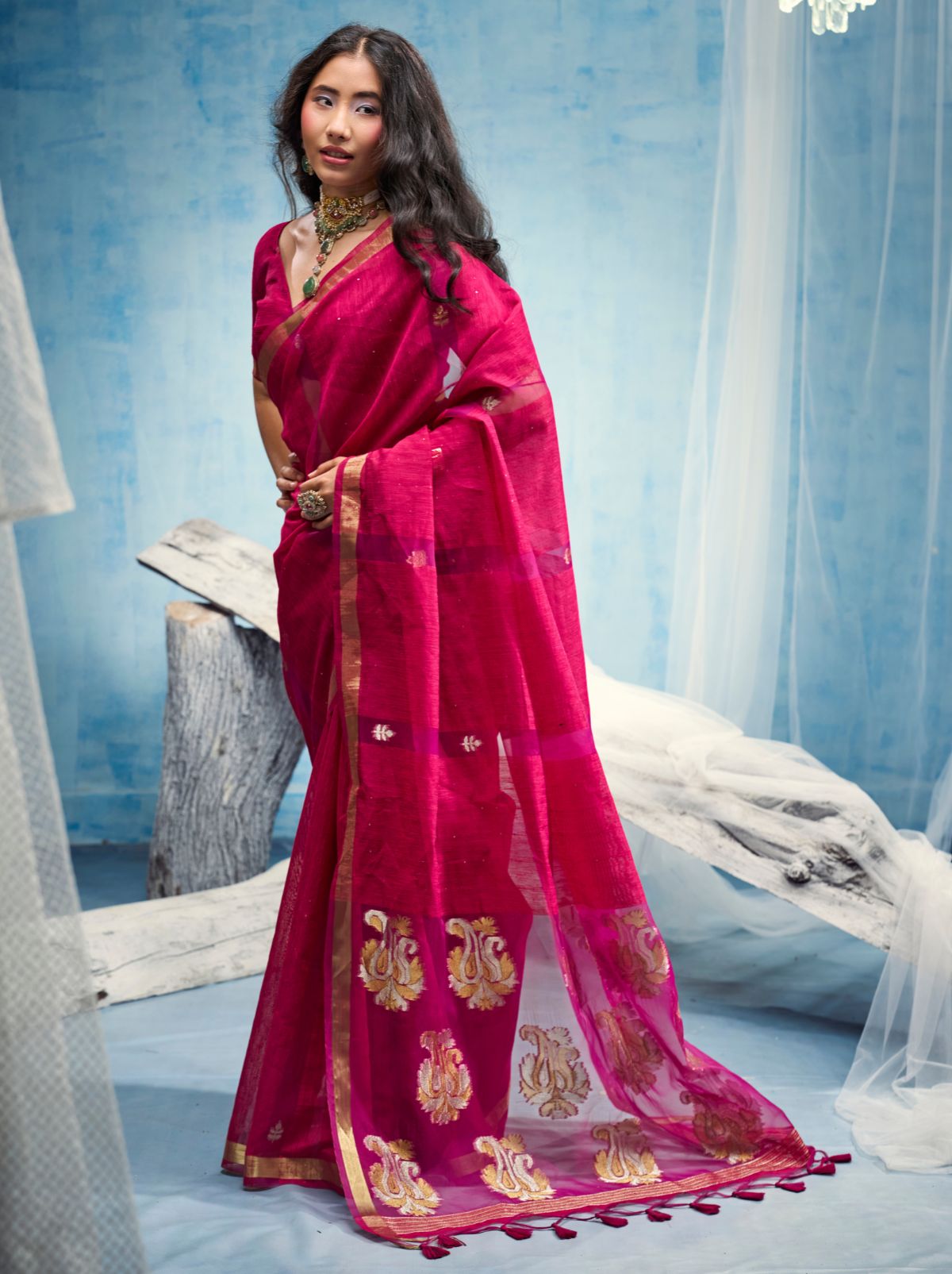 Cerise Pink Premium Munga Silk Ethnic Saree With Tassels