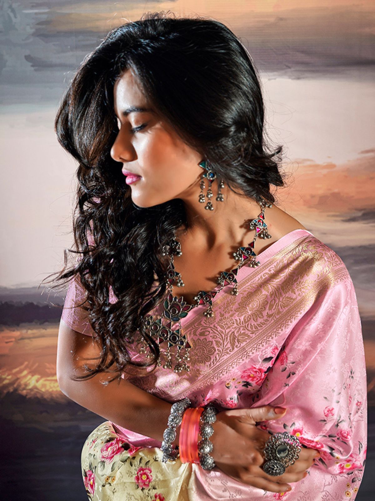 Carnation Pink Fine Satin Digital Silk Dual Tone Designer Saree - TrendOye