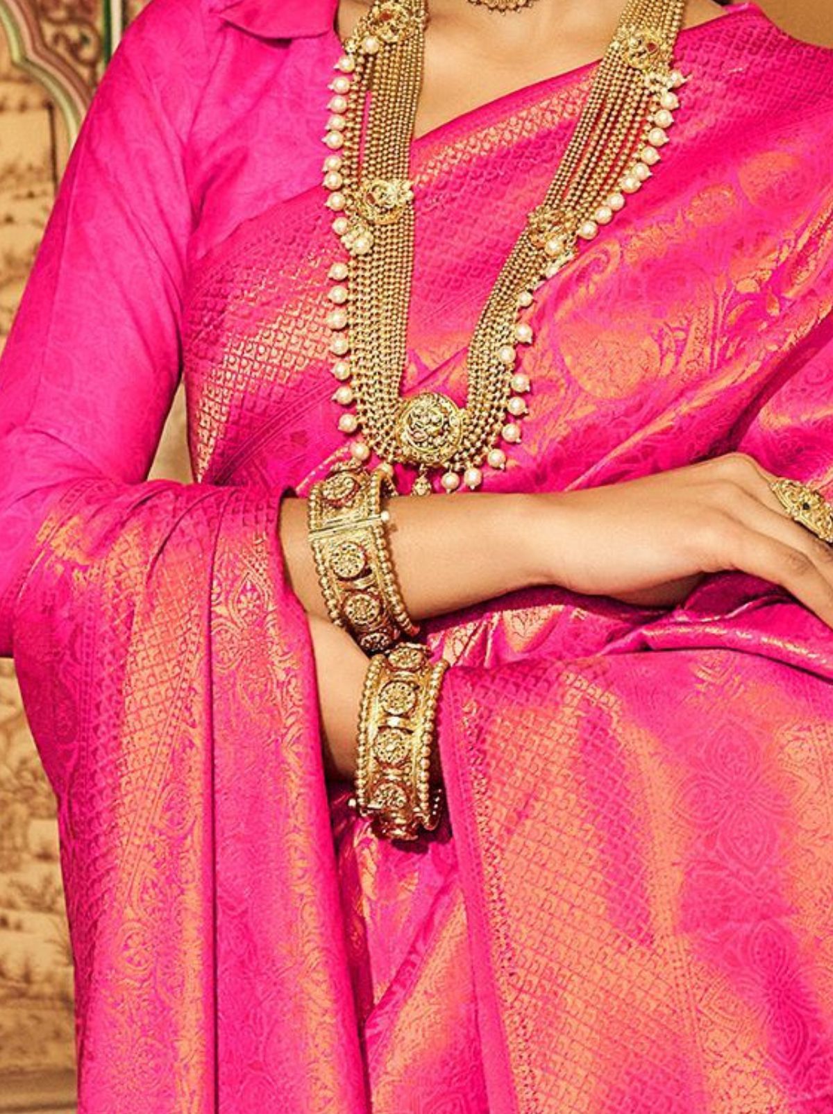 Hot Pink Soft Silk Zari Weaving Saree With Blouse Piece