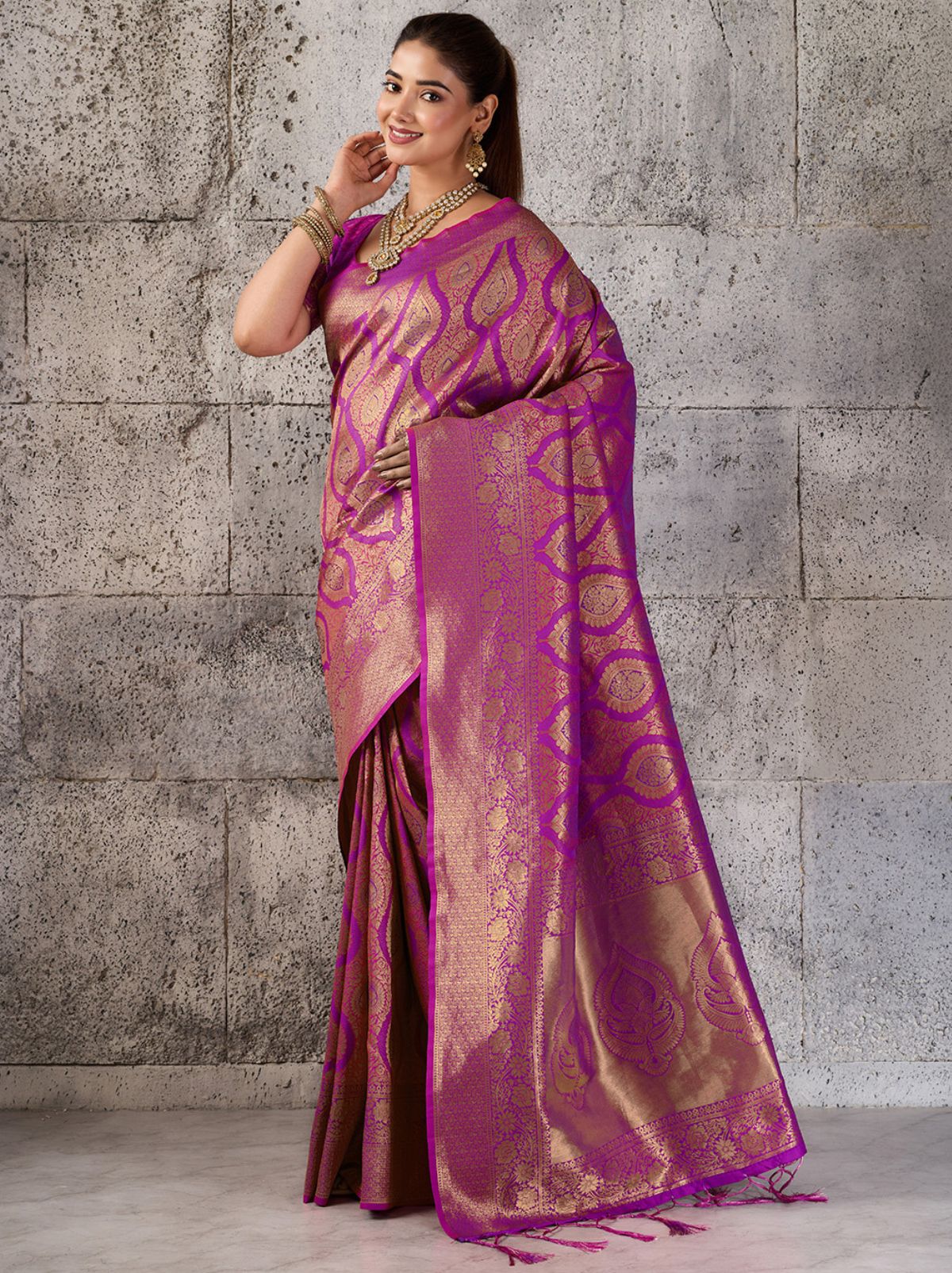 Deep Magenta Pink Kanjivaram Silk Saree with Intricate Gold Zari