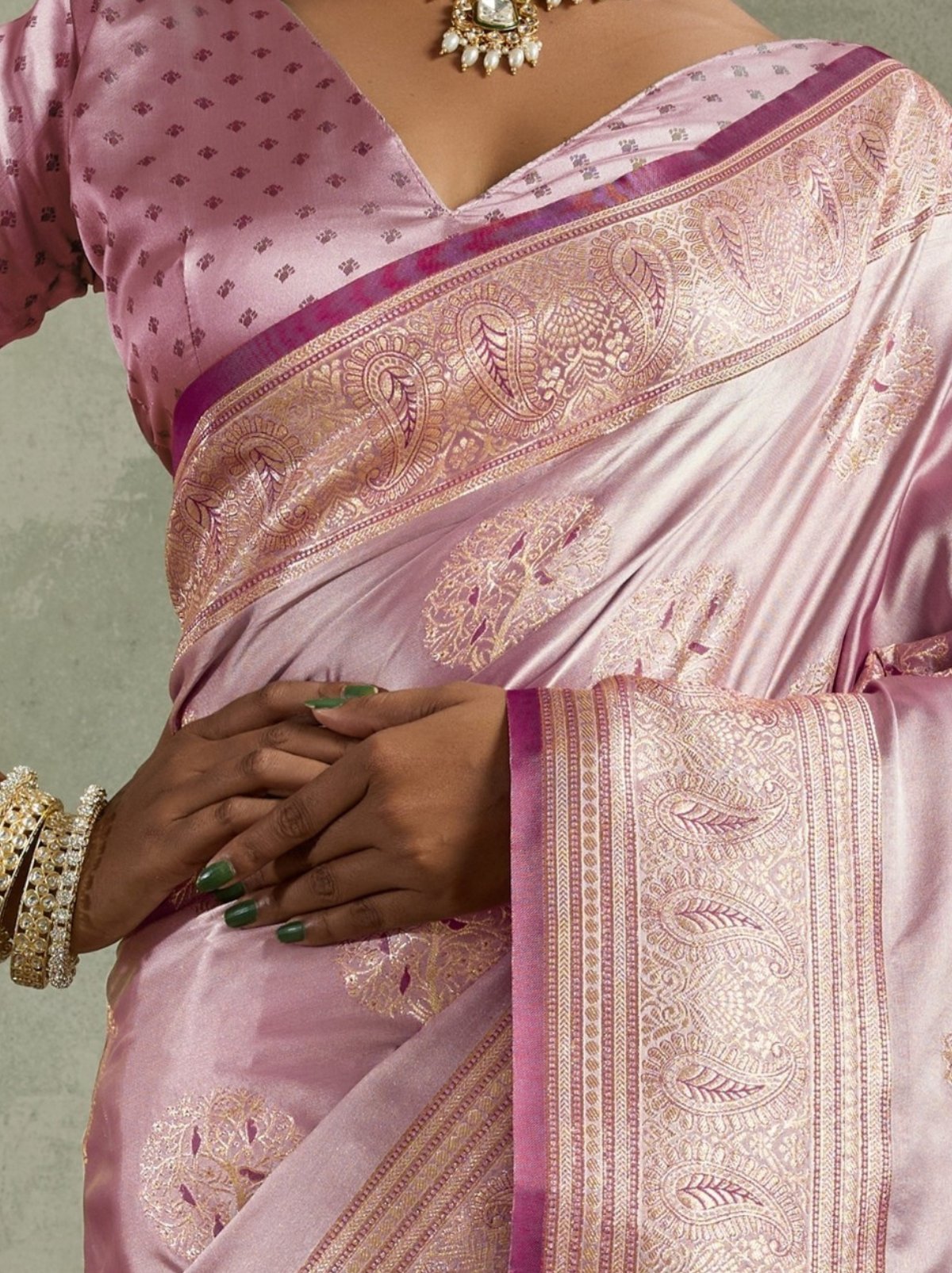 Lavender Purple Luxurious Satin Silk Saree With Blouse Piece