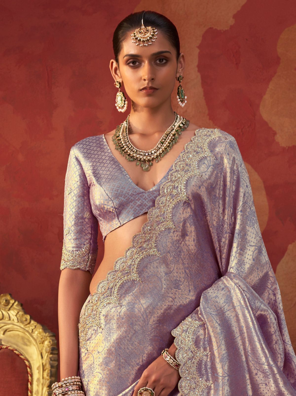 Orchid Purple Luxury Viscose Saree With Blouse Piece