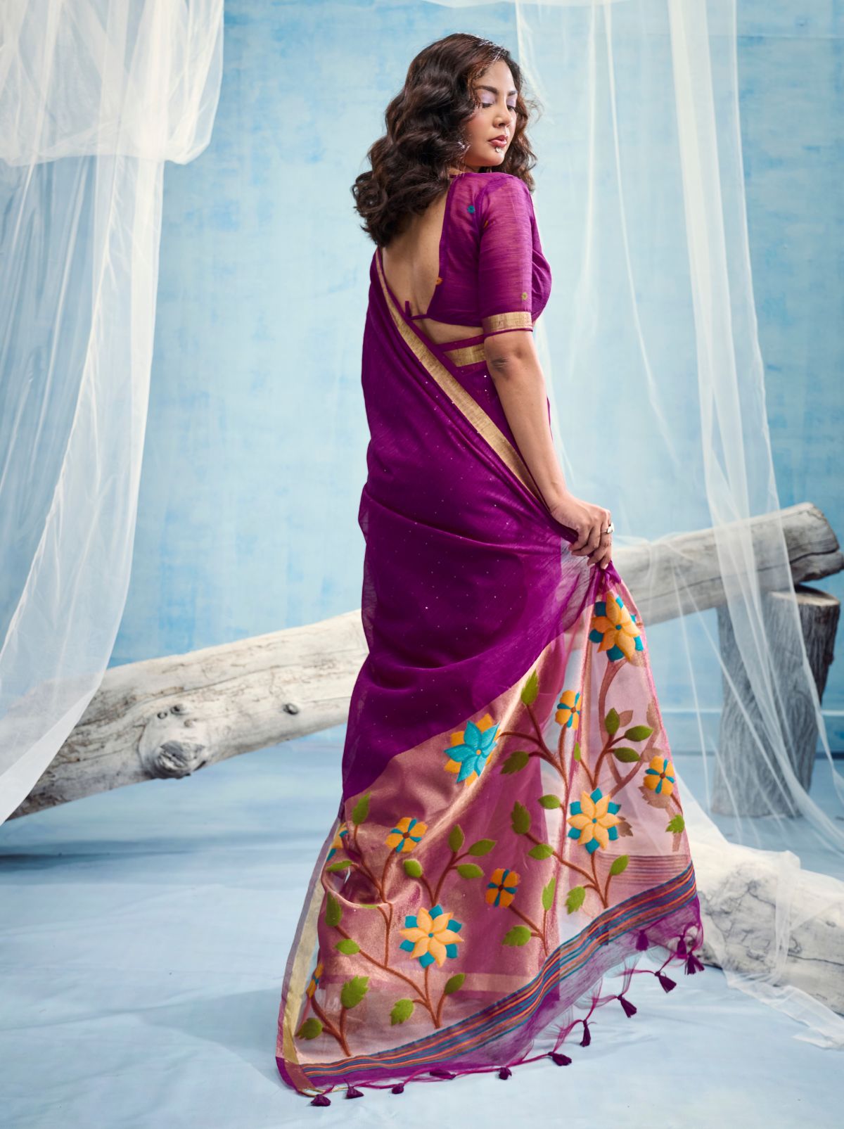 Lollipop Purple Pure Munga Silk Ethnic Saree With Floral Work