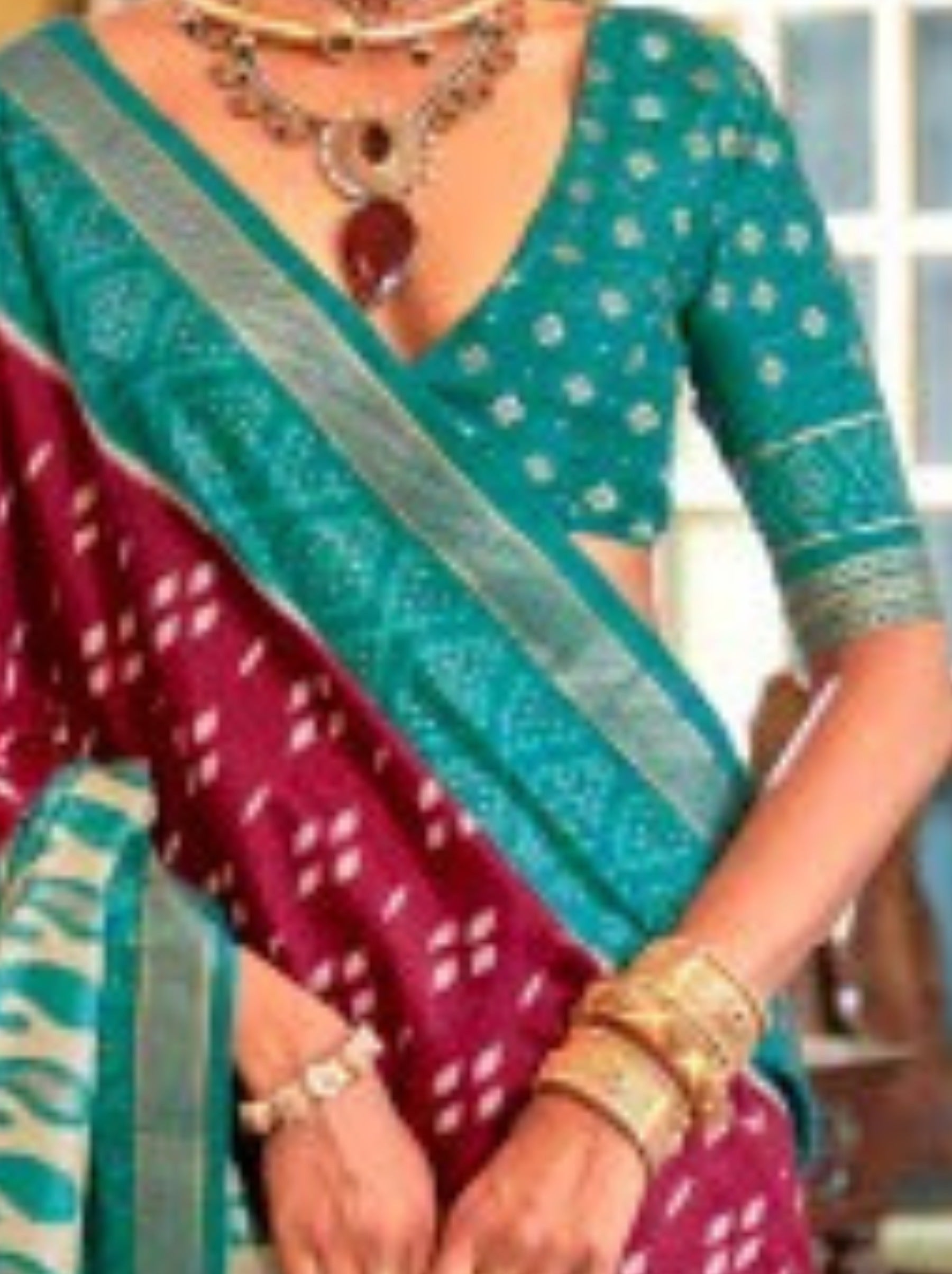Magenta Purple Vibrant Patola Silk Festive Saree - TrendOye