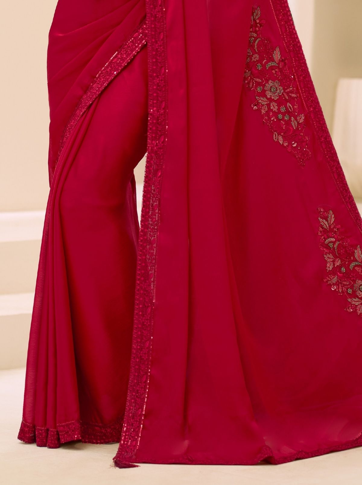 Scarlet Red Designer Wedding saree With Blouse Piece - TrendOye