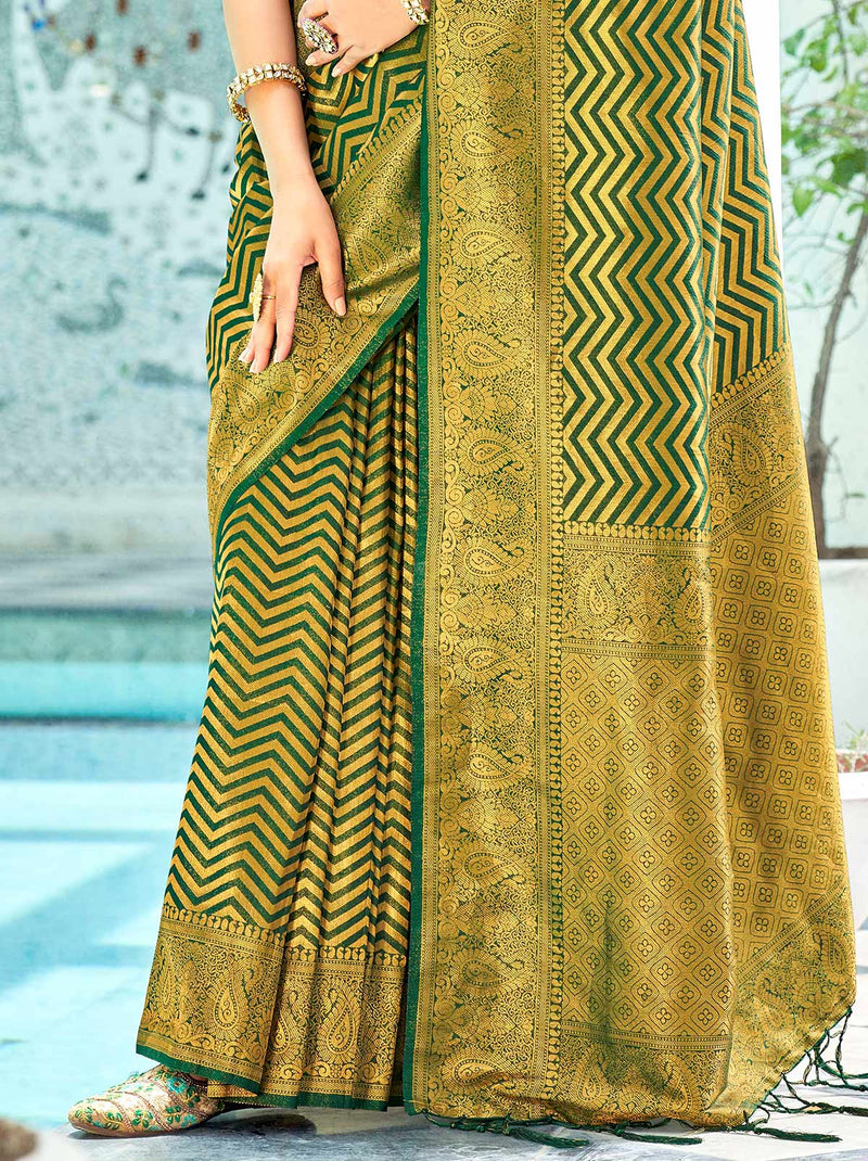 Dark Green Color TrendOye Saree With Designer Blouse Piece - TrendOye
