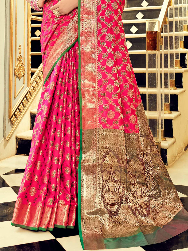 Dark Pink Saree With Designer Blouse Fabric - TrendOye