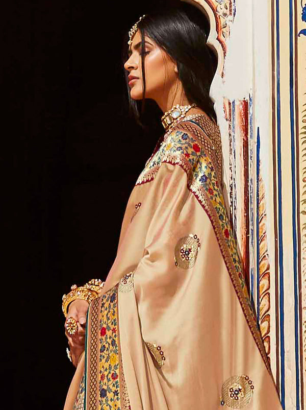 Gorgeous Beige Silk Saree With Round Motifs - TrendOye