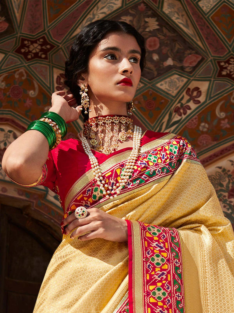 Cream Paithani Silk Jacquard TrendOye Saree With Red Blouse Fabric - TrendOye