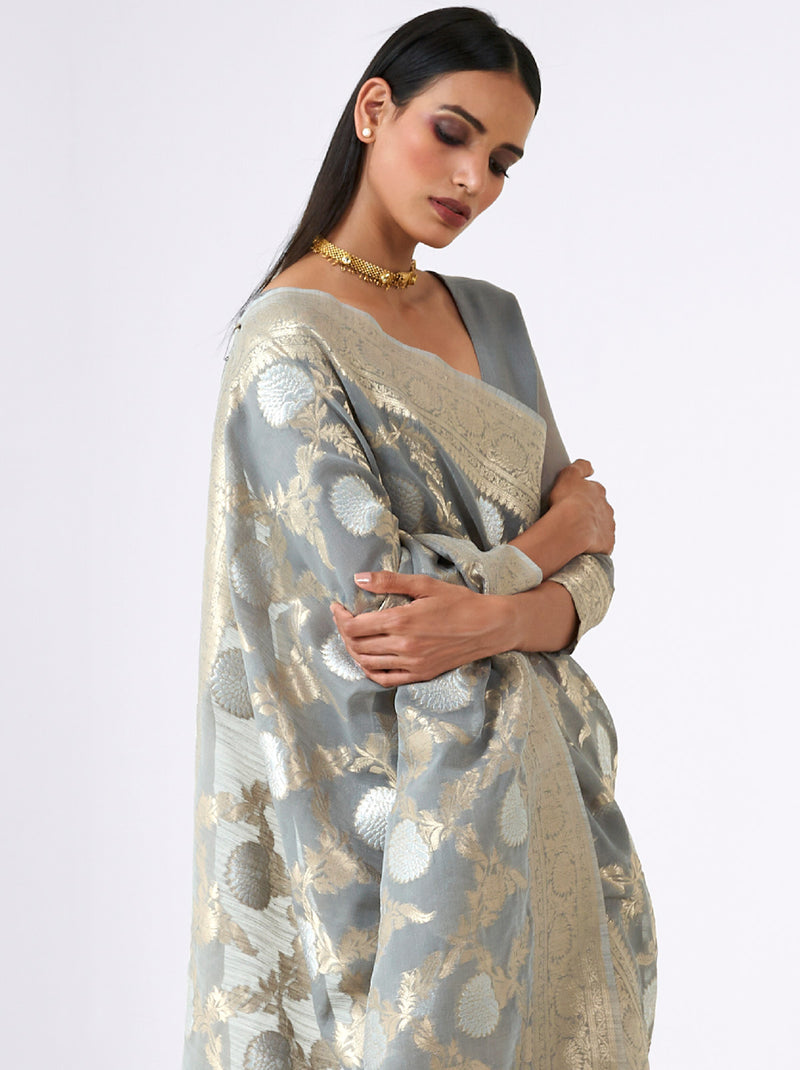 Elegant Grey Linen Silk Thread Embroidered Saree - TrendOye