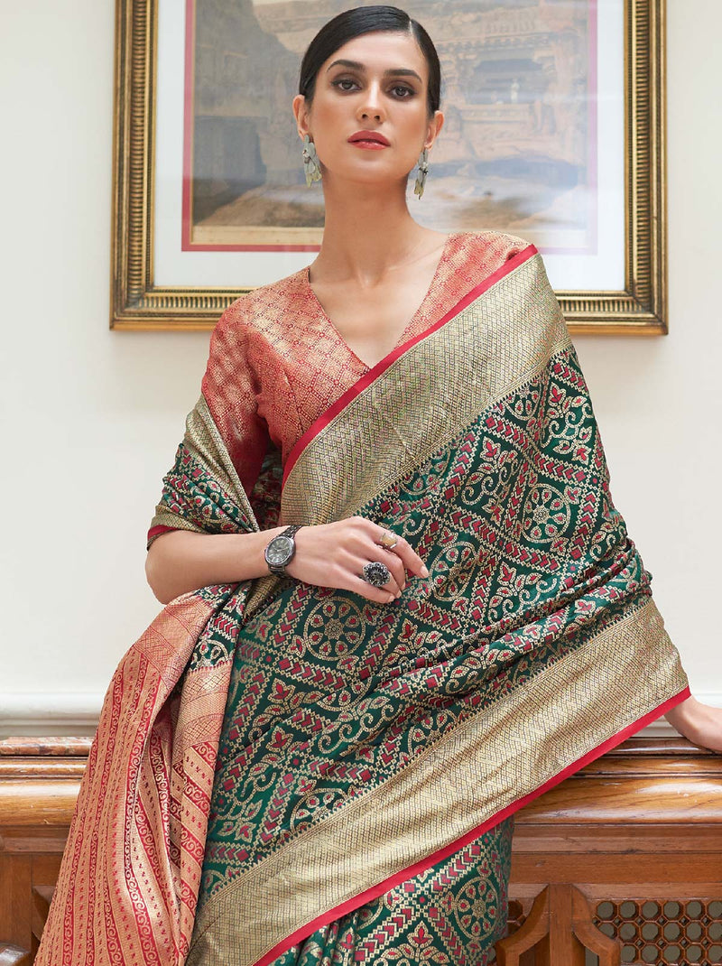Royal in Green TrendOye Saree With Unstitched Blouse - TrendOye