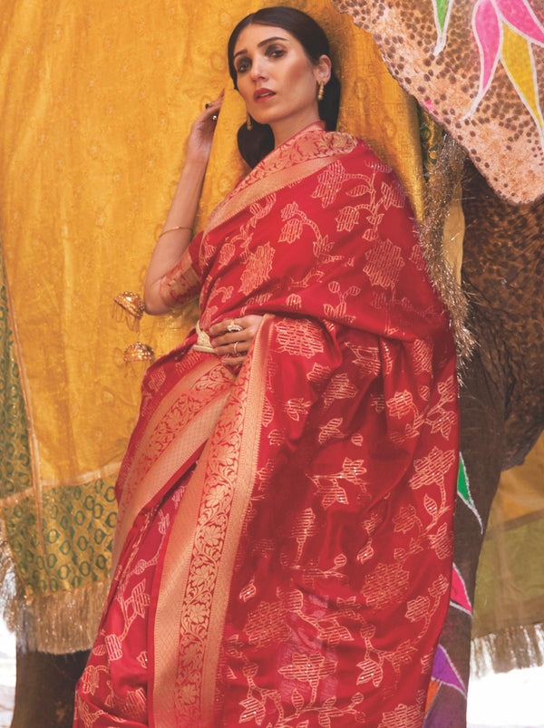 Red Kanjivaram Trendoye Saree With Unstitched Blouse - TrendOye