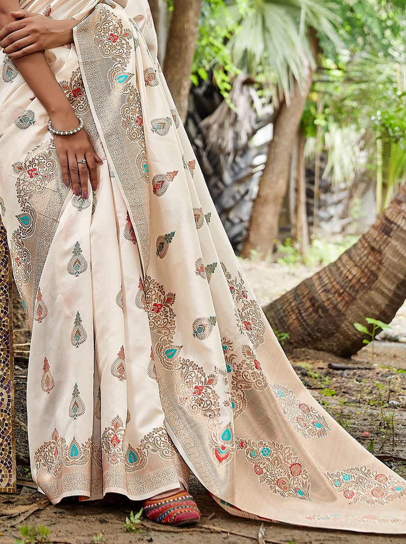 Polished Zari Silk Blend Designer White Saree With Soft Zari Weaving - TrendOye