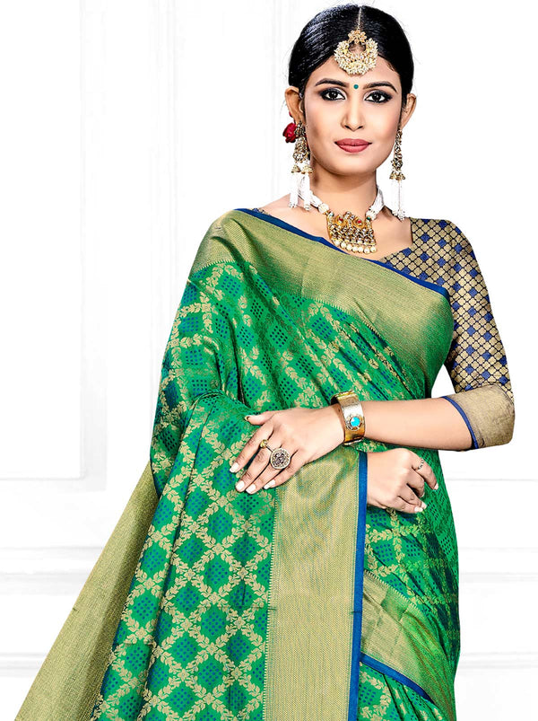 Gorgeous Banarasi Art Silk Saree In Green - TrendOye
